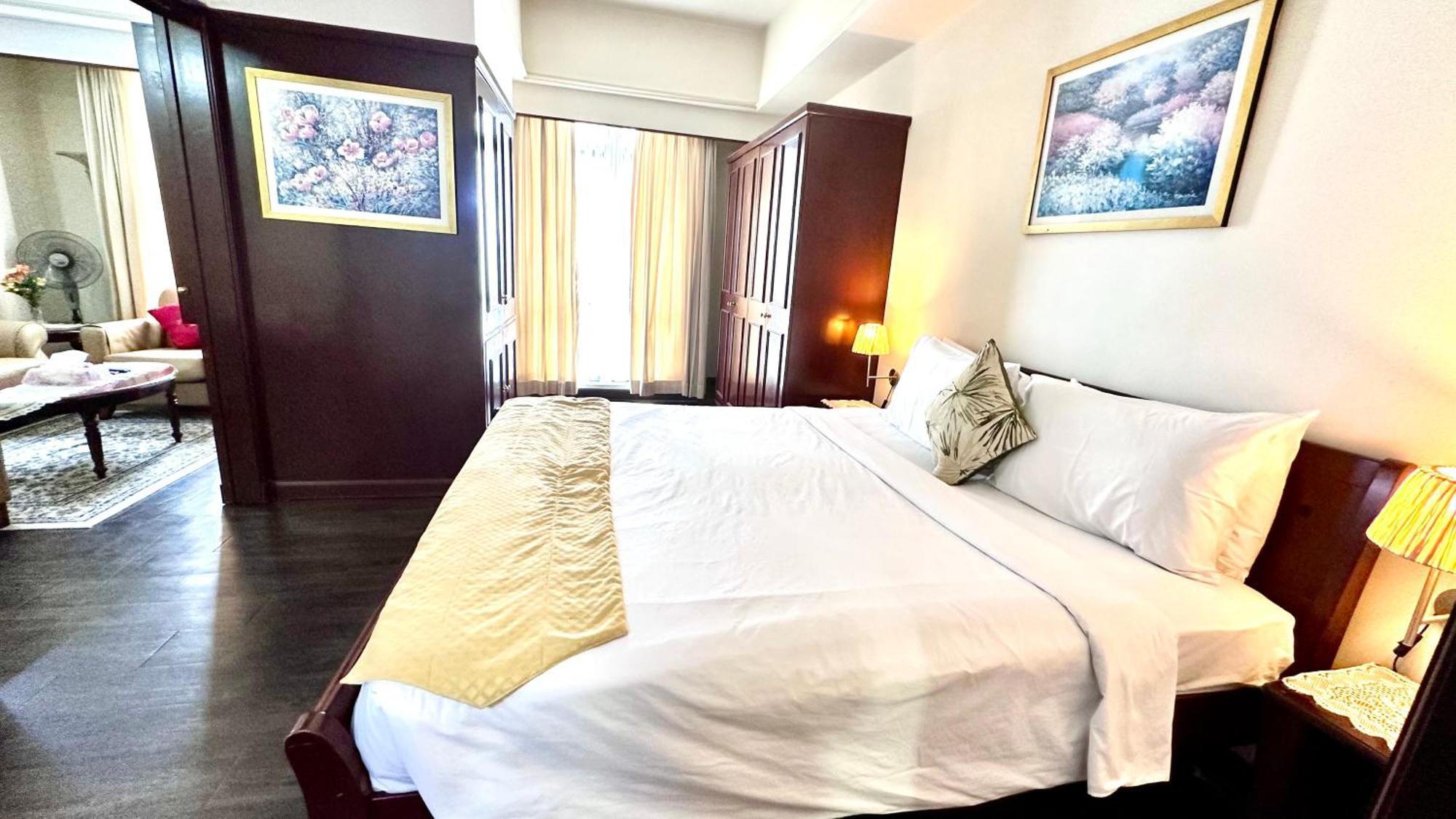 Pangsapuri Rihanna Service At Times Square Kuala Lumpur